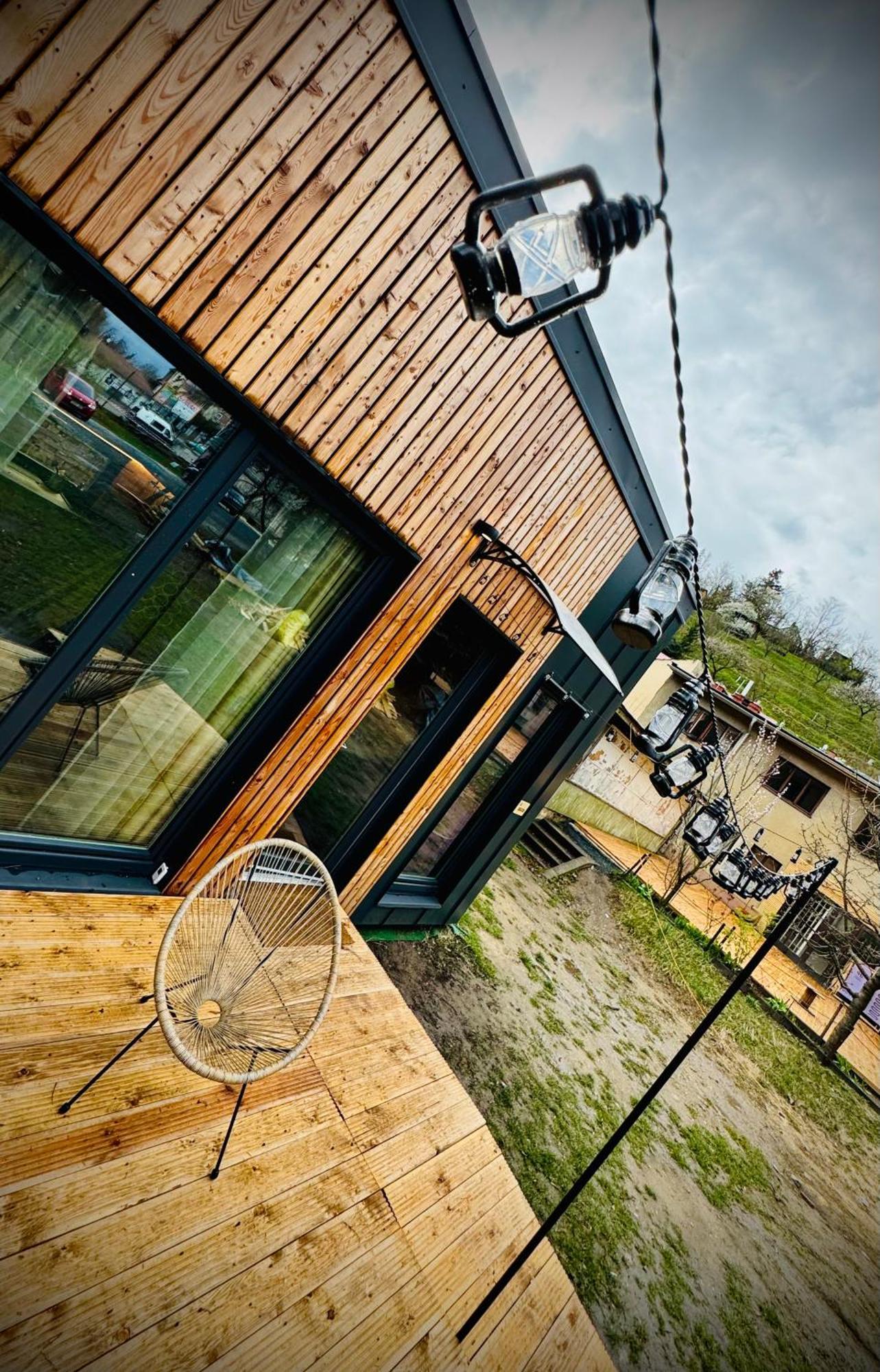 Tiny House Baraczek Brno-Jundrov, Ulice Veslarska Lägenhet Exteriör bild