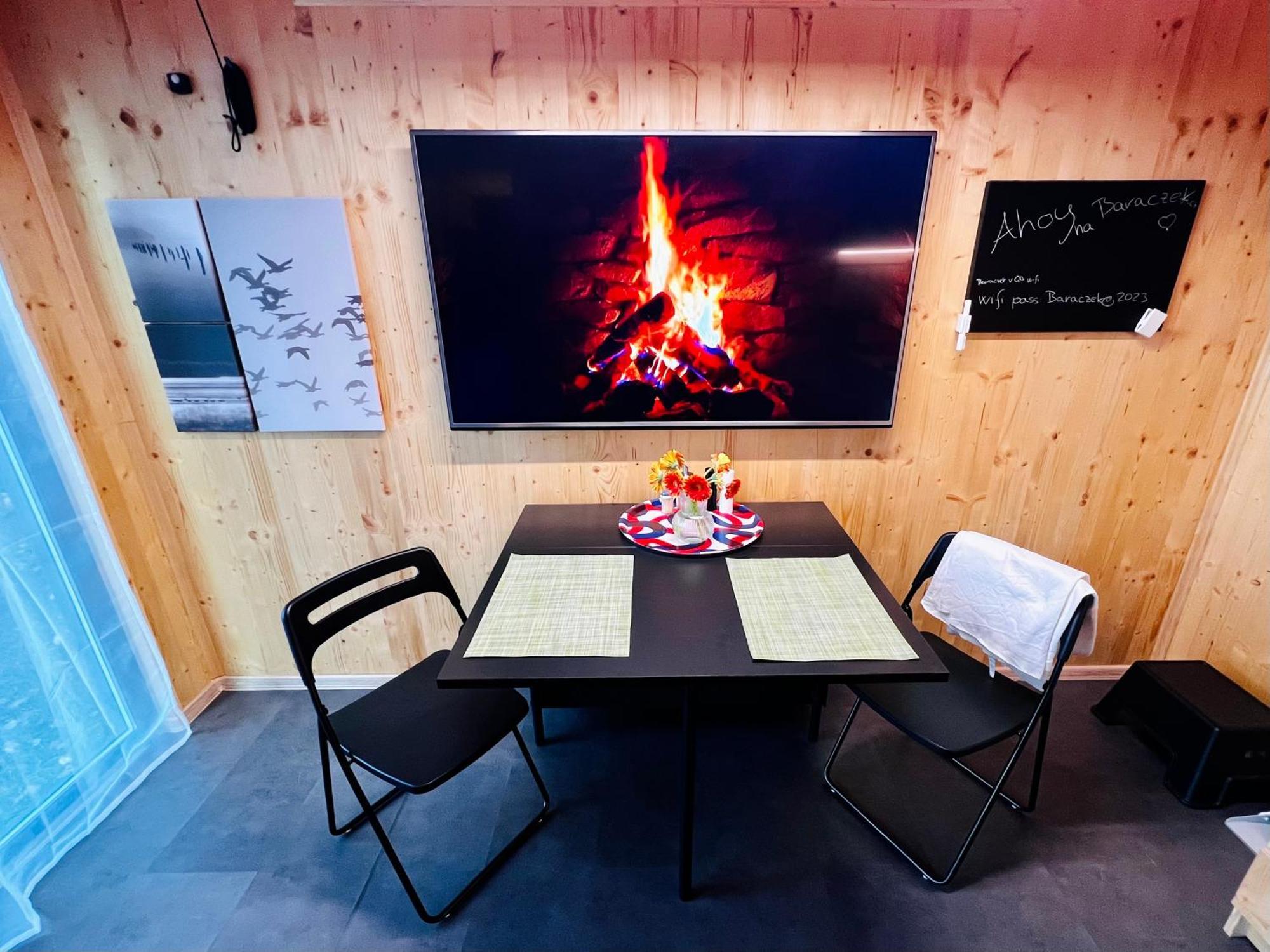 Tiny House Baraczek Brno-Jundrov, Ulice Veslarska Lägenhet Exteriör bild